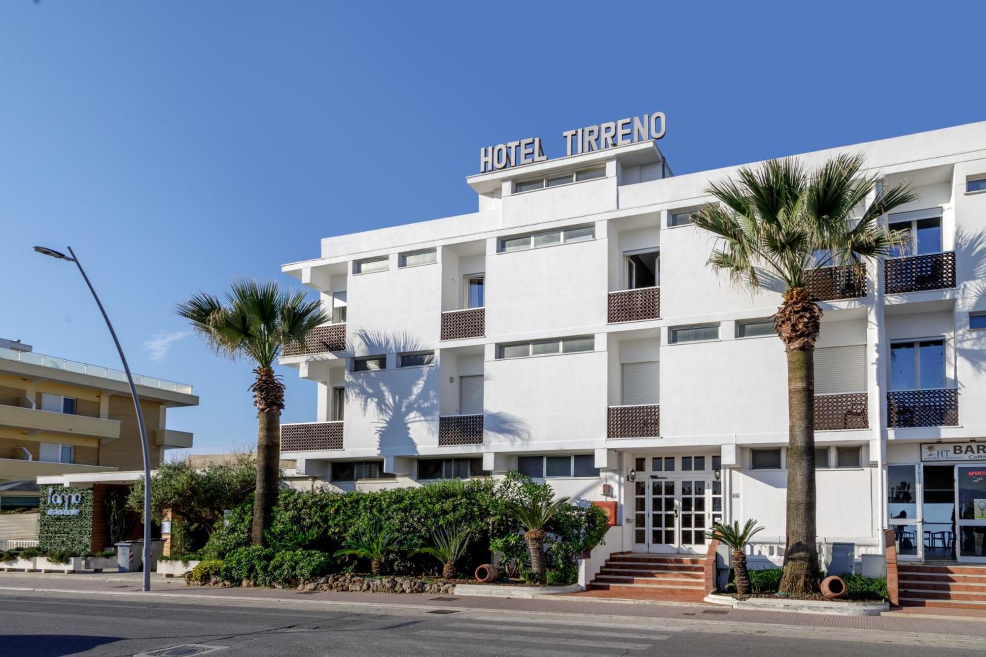 Hotel Tirreno Латина Экстерьер фото